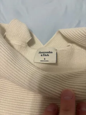 Abercrombie Tank thumbnail 3