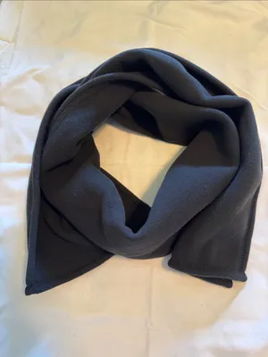 Lands' End Men's Charcoal Fleece Scarf thumbnail 3