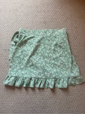 Floral Ruffle Wrap Mini Skirt - Sage Green thumbnail 2