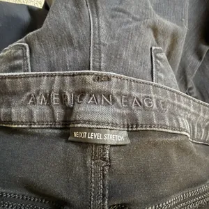 American Eagle Jeans Black Distressed Jegging Next Level Stretch Womens Size 14R thumbnail 6