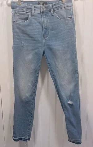 Abercrombie & Fitch Simons high rise ankle jeans thumbnail 1