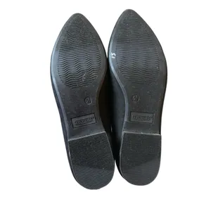 Seychelles Womans Size 5.5 Ruby‎ III Black Faux Suede Flats Vegan Office Capsule thumbnail 6