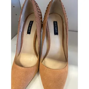 ShoeMint Tan Suede Pointed Toe Pumps Whipstitch Heel Detail Camel Stiletto‎ 9.5 thumbnail 2