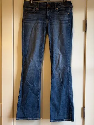 American Eagle | “Kick Boot” Super Stretch Jeans Size 8 Slight Flare thumbnail 1