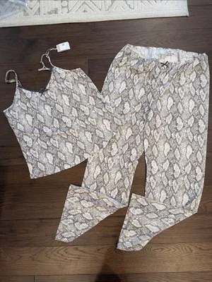 Primark Leopard Lace Cami Pajamas Size Medium NWT - C27-086 thumbnail 3