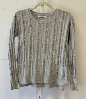 Harper Lane Heather Gray Fringed Textured Knit Crew Neck Sweater‎ Medium thumbnail 1