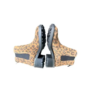 Vince Camuto Leopard Print Lug Sole Suede Ankle Boots Brown Black Size 8 thumbnail 4