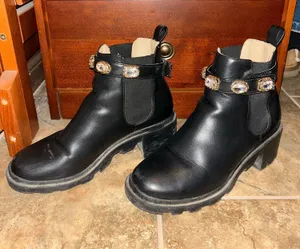 Steve madden Women's Black Leather Ankle Boots with Decorative Crystal Strap thumbnail 1