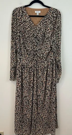 On 34th Tan Leopard Print Long Sleeve Midi Dress Ruched Bodice Size XXL Women's thumbnail 1