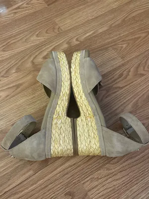 Vince Camuto Taupe Suede Espadrille Wedge Sandals Size 9M thumbnail 8