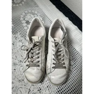 Golden Goose Pure Star Leather Low-Top Sneakers thumbnail 2