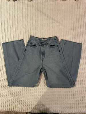 Levi’s Women’s High Loose Jeans thumbnail 3