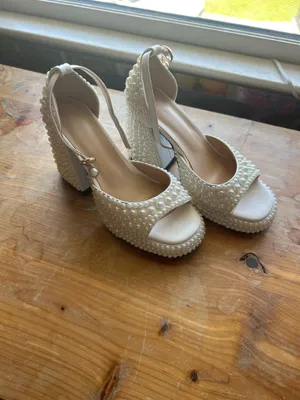 Amazon Pearl heels thumbnail 3