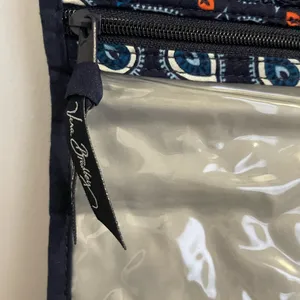 Vera Bradley brand new never used shower bag thumbnail 5