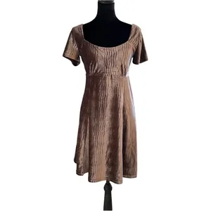 Mauve Gret Crushed Velvet Babydoll Dress Short Sleeve Mini Loveriche Romantic thumbnail 2