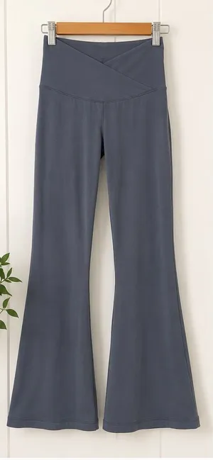 Rue 21 flare leggings thumbnail 1