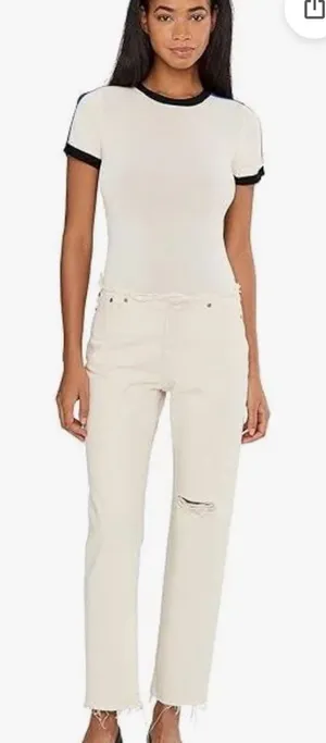 Levi's Women's Size 12 Wedgie Straight-Leg Ripped Waist Jeans White thumbnail 1
