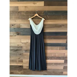 Vintage Cachet Black Beaded Cowl Back Formal Gown Y2K Evening Dress thumbnail 7