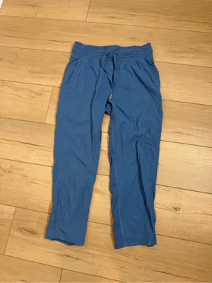 Lululemon Dance Studio Mid-Rise Crop 25 Soft Denim Blue Pants Size 6 thumbnail 2