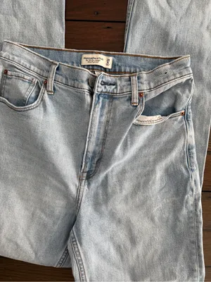 Abercrombie & Fitch Light Blue High-Rise Slim Straight Jeans thumbnail 2