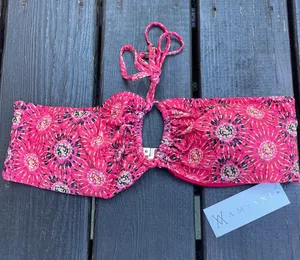 Xamiania Coral‎ Patterned Women's Swim Top NWT thumbnail 1