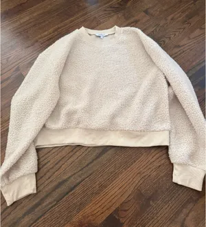 Olivaceous Fuzzy Cropped Sweater thumbnail 1