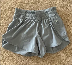 Lululemon shorts thumbnail 1