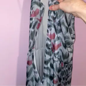 Erin Maxi Dress Women Size 8 Halter Sheer Overlay Abstract Print Preppy Sundress thumbnail 9