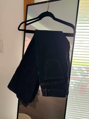 SHEIN Dark Blue High-Rise Flare Jeans thumbnail 4