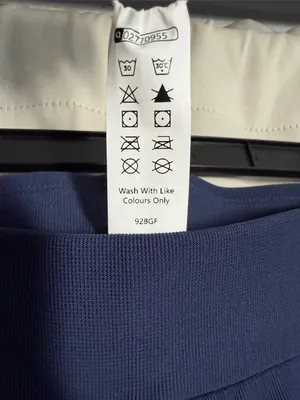 NWT Halara Flex HighWaist Body Sculpt WaistSlimming Pocket Wide Leg Pants Navy M thumbnail 7