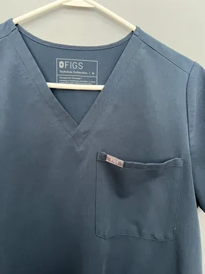 FIGS Catrina One-Pocket Scrub Top thumbnail 2