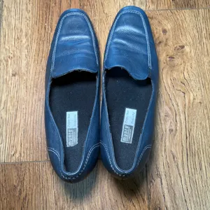 Munro American Womens 8 M Blue Leather Square Toe Loafers Low Block Heel Shoes thumbnail 8