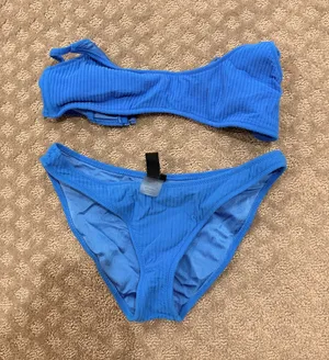 Triangl Bikini Blue Set thumbnail 1