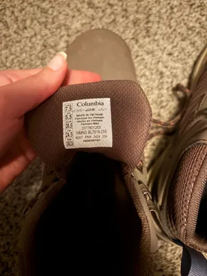 Hiking Columbia Boots thumbnail 3