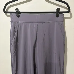 Athleta Brooklyn Mid Rise Ankle Pants Size 4 Dusty Purple Womens‎ Lightweight thumbnail 4
