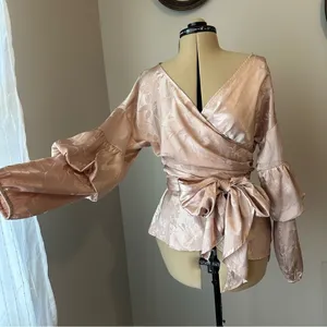 Pink jacquard satin wrap blouse - Wayf thumbnail 2