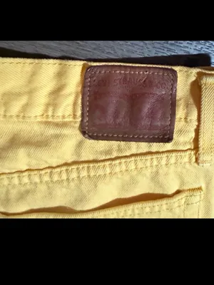 Levi's Yellow Raw Hem Straight Leg Jeans. Size 30" thumbnail 5