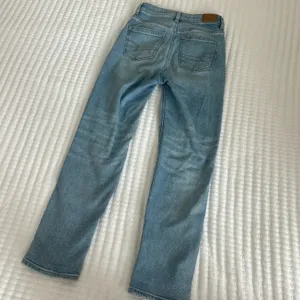 Jeans thumbnail 2