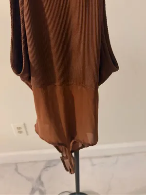 Iris Brown Ribbed Halter Top with Sheer Hem thumbnail 5