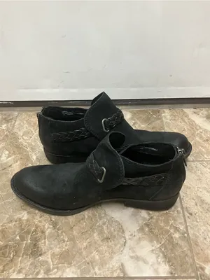 BORN Nolina Black Leather Buckle Booties 6M thumbnail 5