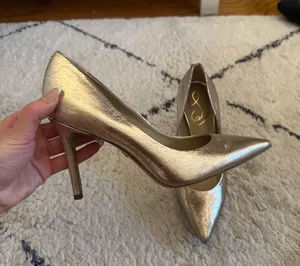 Gold Stilletos Size 6.5 thumbnail 1