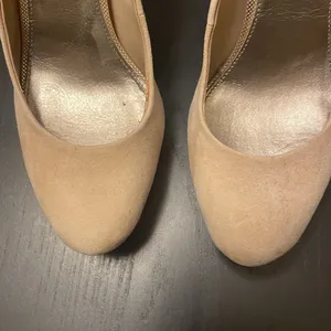 Rachel Roy Suede Platform Heels - Women 8 - Tan thumbnail 4