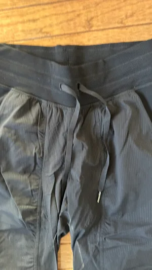 Lululemon Joggers Dance Studio thumbnail 3