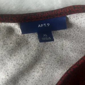 Women's XL Apt 9 Burgundy Animal Print‎ V-Neck Dress thumbnail 4