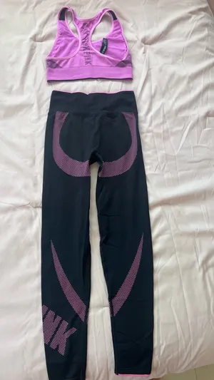 PINK Workout Set Victoria's Secret thumbnail 7