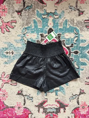 Pants Store Leather Shorts thumbnail 2