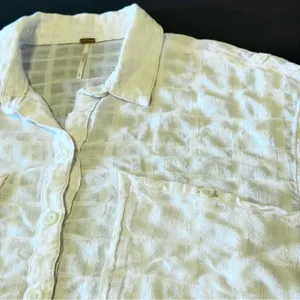 Free People Loveland solid buttondown textured shirt in Lavender, size S overszd thumbnail 9