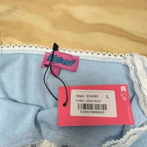 NWT Edikted Y2K Li Blue Pointelle Lace Trim Cami Top S16205 Coquette Bows‎ LBaby thumbnail 5