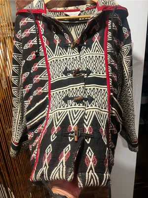 Cozy Geometric Hooded Cardigan Sweater in Black & Red thumbnail 5