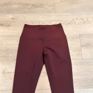 Zella Yoga Pants‎ Womens Size XSmall XS Maroon Pull On Stretch Activewear thumbnail 3